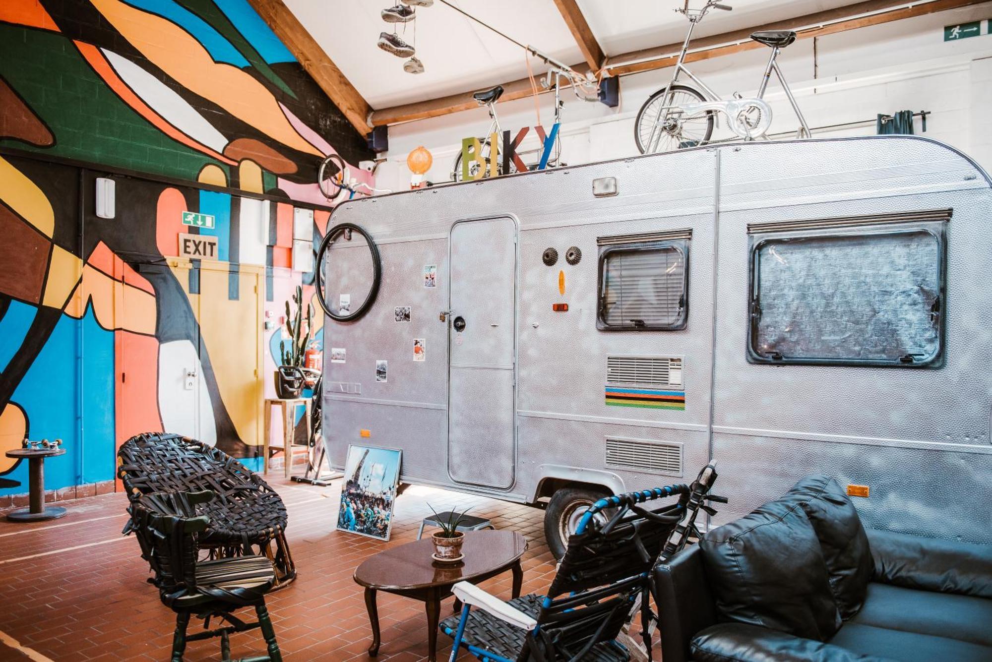 Treck Hostel Ghent Exterior photo